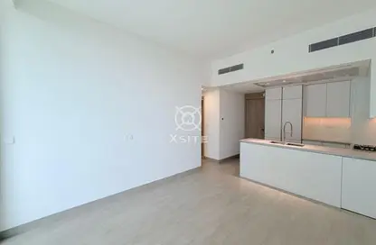 شقة - 2 غرف نوم - 4 حمامات للايجار في لوما بارك فيوز - منطقة 14 - قرية جميرا الدائرية - دبي