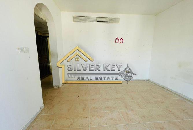 74619867 - Property Image 3