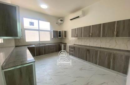 Villa - 5 Bedrooms - 7 Bathrooms for rent in Madinat Al Riyad - Abu Dhabi