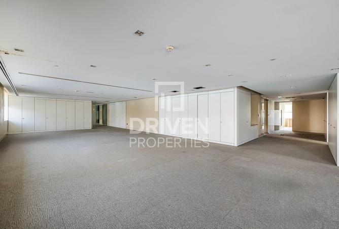 84092309 - Property Main Image