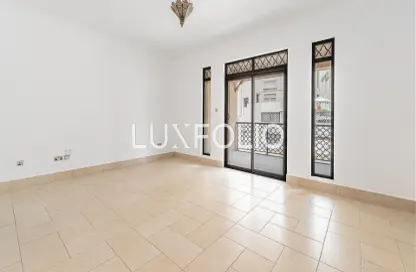 شقة - غرفة نوم - 2 حمامات للايجار في زعفران 5 - زعفران - دبي القديمة - وسط مدينة دبي - دبي