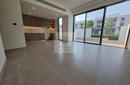 Villa - 3 - 4 for rent in May - Arabian Ranches 3 - Dubai