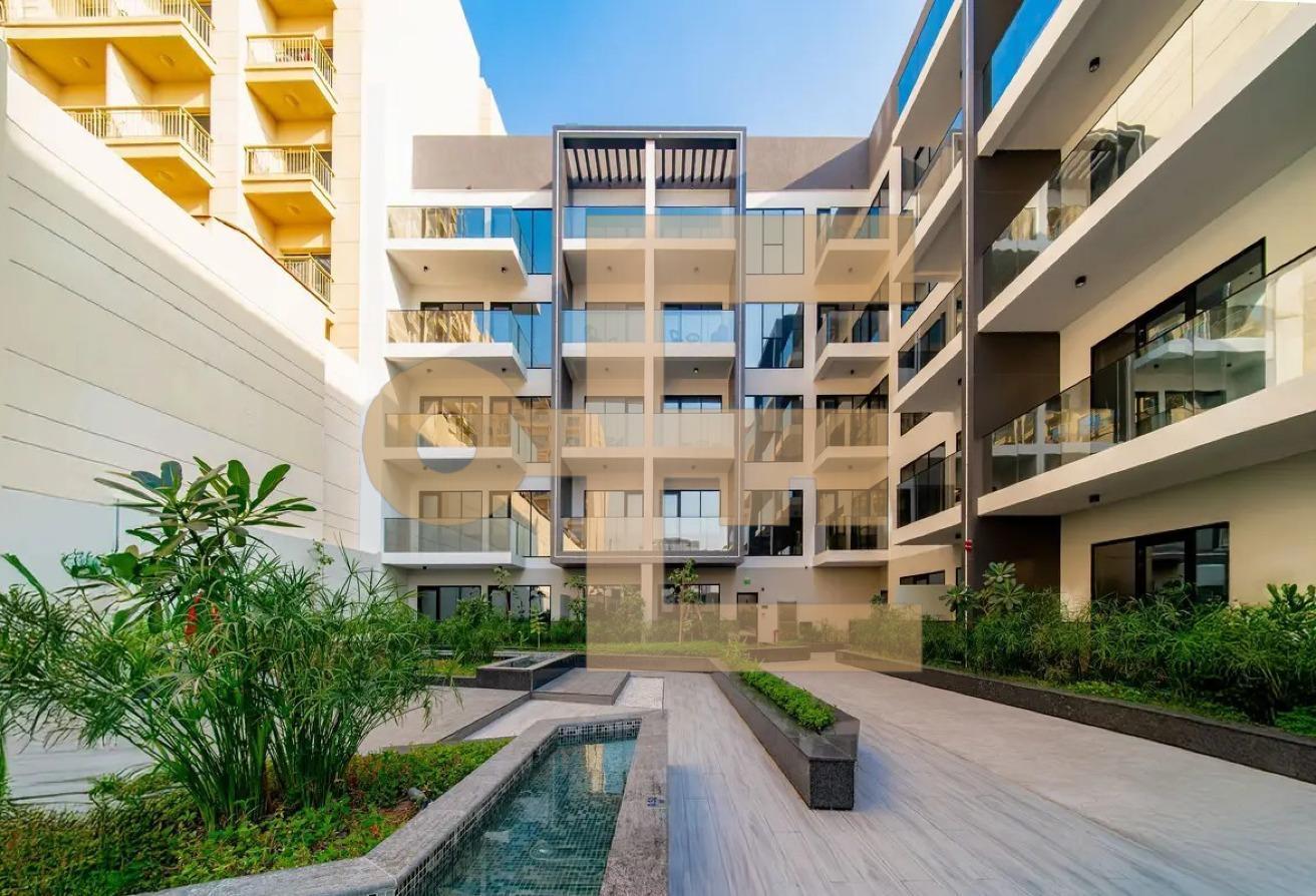 Studio Apartment | Pool View | Balcony photo 6