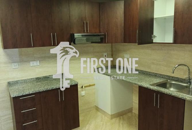 89210273 - Property Image 2