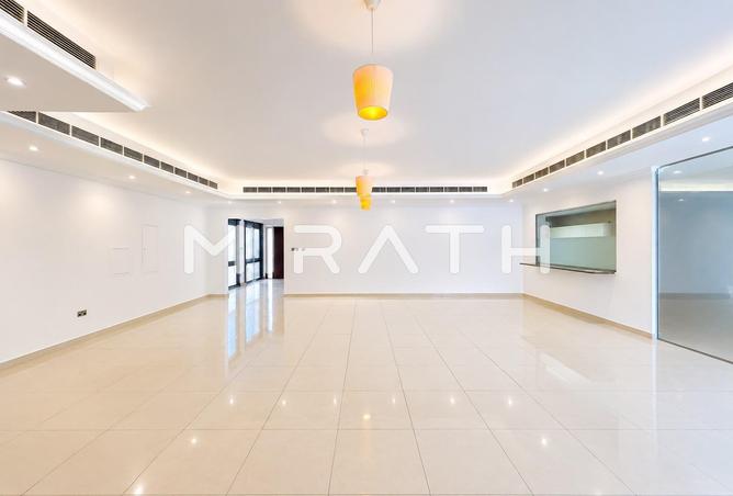 111406382 - Property Image 2