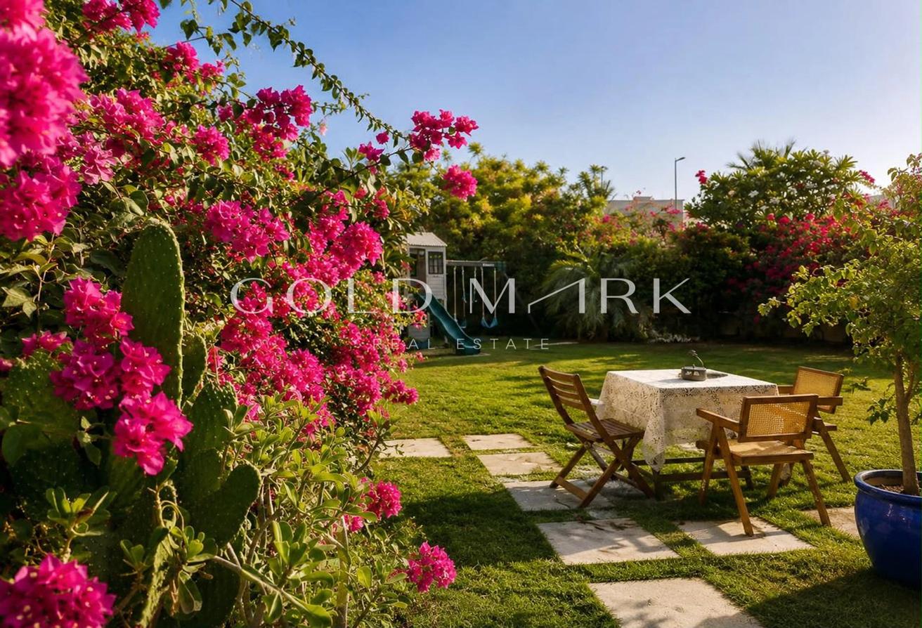 Spacious Corner Villa | Large Plot | Immaculate