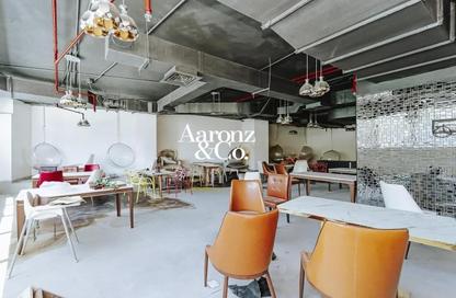 Retail - Studio for rent in Bay Central Tower Central - Bay Central - Dubai Marina - Dubai