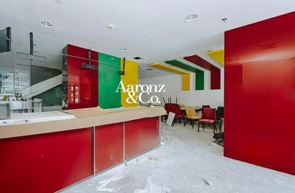 Retail - Studio for rent in Bay Central Tower Central - Bay Central - Dubai Marina - Dubai
