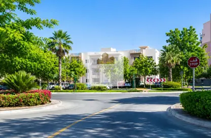 Apartment - 2 Bedrooms - 2 Bathrooms for rent in The Gardens Building 70 - The Gardens Buildings - The Gardens - Dubai