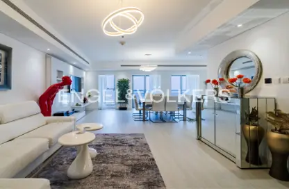 Apartment - 4 Bedrooms - 5 Bathrooms for sale in Princess Tower - Dubai Marina - Dubai