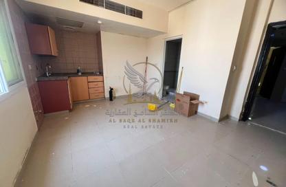 Apartment - Studio - 1 Bathroom for rent in Al Qulaya'ah - Al Sharq - Sharjah Apartment - Studio - 1 Bathroom for rent in Al Qulaya'ah - Al Sharq - Sharjah