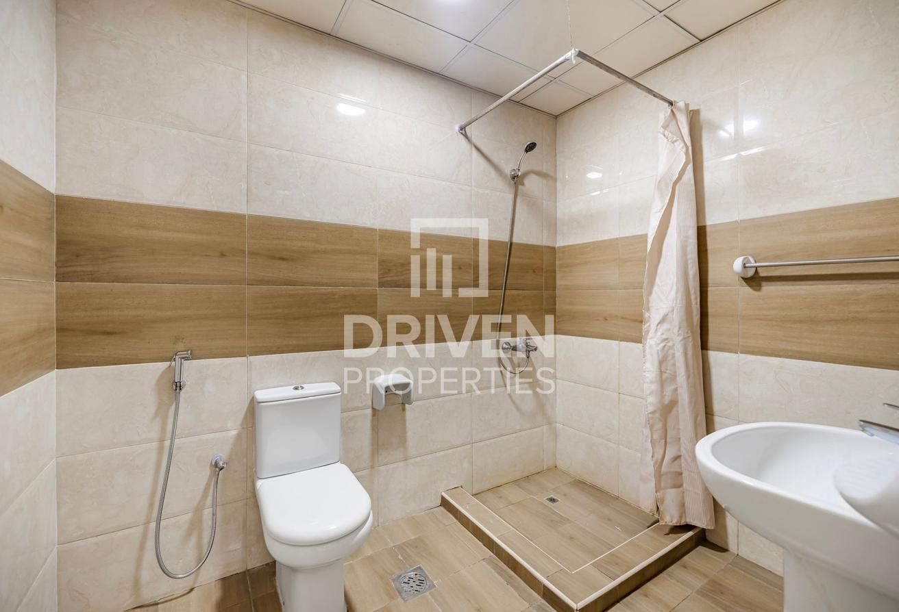 Great Layout | Prime Location | Amenities photo 10