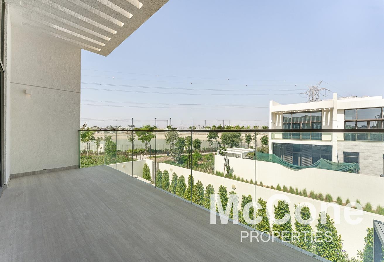 Custom Villa | Rare | Fully Furnished photo 26