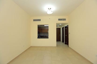 Apartment - 1 - 1 for rent in F49 Avenue - International City Phase 2 - Al Warsan 4 - Al Warsan - Dubai Apartment - 1 - 1 for rent in F49 Avenue - International City Phase 2 - Al Warsan 4 - Al Warsan - Dubai