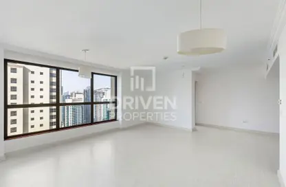 شقة - 2 غرف نوم - 3 حمامات للايجار في مرجان 1 - مرجان - جميرا بيتش ريزيدنس - دبي