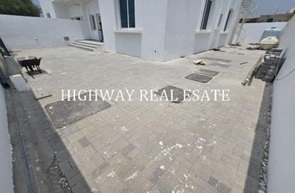 Villa - Studio - 7 Bathrooms for rent in Al Sabkha - Al Riqqa - Sharjah