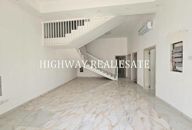 131537800 - Property Image 3