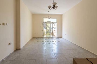 Apartment - 1 - 2 for rent in Al Qulaya'ah - Al Sharq - Sharjah Apartment - 1 - 2 for rent in Al Qulaya'ah - Al Sharq - Sharjah