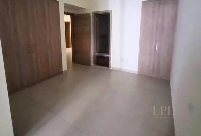 70703206 - صورة العقار 3