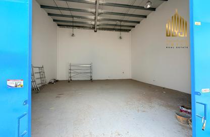 Warehouse - Studio for sale in Al Jlail - Al Sajaa - Sharjah