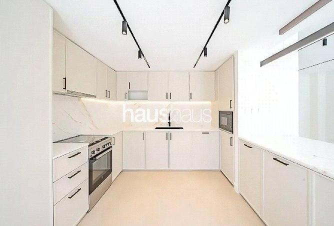 74233605 - صورة العقار 2