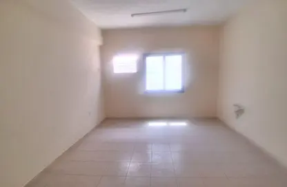 شقة - غرفة نوم - 1 حمام للايجار في طريق فاير ستاشن - مويلح - الشارقة