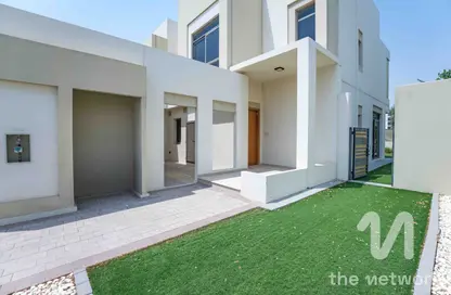 Townhouse - 4 Bedrooms - 4 Bathrooms for sale in Noor Townhouses - Town Square - Dubai