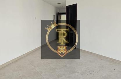 Whole Building - Studio - 1 Bathroom for rent in Al Shafar Tower 2 - Al Shafar Tower - Barsha Heights (Tecom) - Dubai