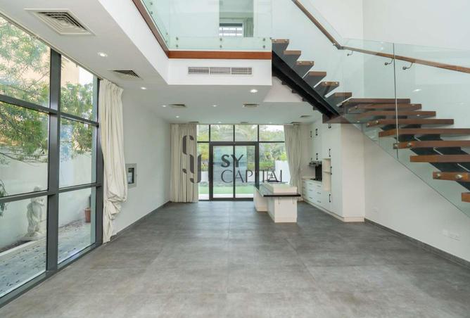 138300030 - Property Image 2