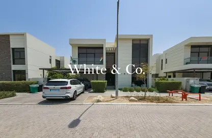 Villa - 5 Bedrooms - 6 Bathrooms for sale in Picadilly Green - Damac Hills - Dubai