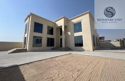 Villa - 5 Bedrooms - 7 Bathrooms for rent in Wadi Alshabak - Dubai