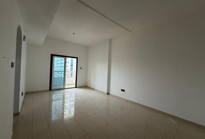 79002748 - Property Image 2