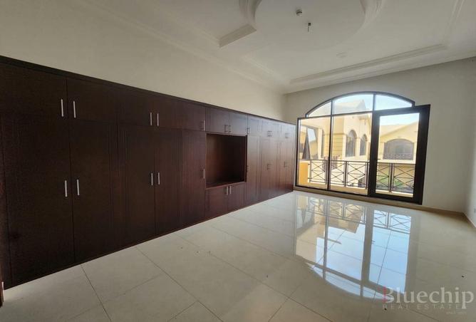 57757302 - Property Image 2