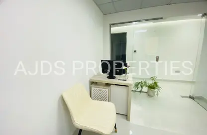 مكتب - غرفة نوم - 1 حمام للايجار في مبنى سيلفر هوم - هور العنز - ديرة - دبي