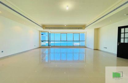 Apartment - 4 Bedrooms - 5 Bathrooms for rent in Silver Wave Tower - Al Mina - Abu Dhabi