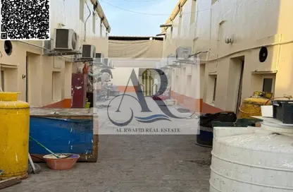 Labor Camp - Studio - 7+ Bathrooms for rent in Al Sajaa S - Al Sajaa - Sharjah