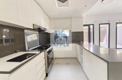 Townhouse - 3 - 4 for rent in Sarab 2 - Aljada - Sharjah