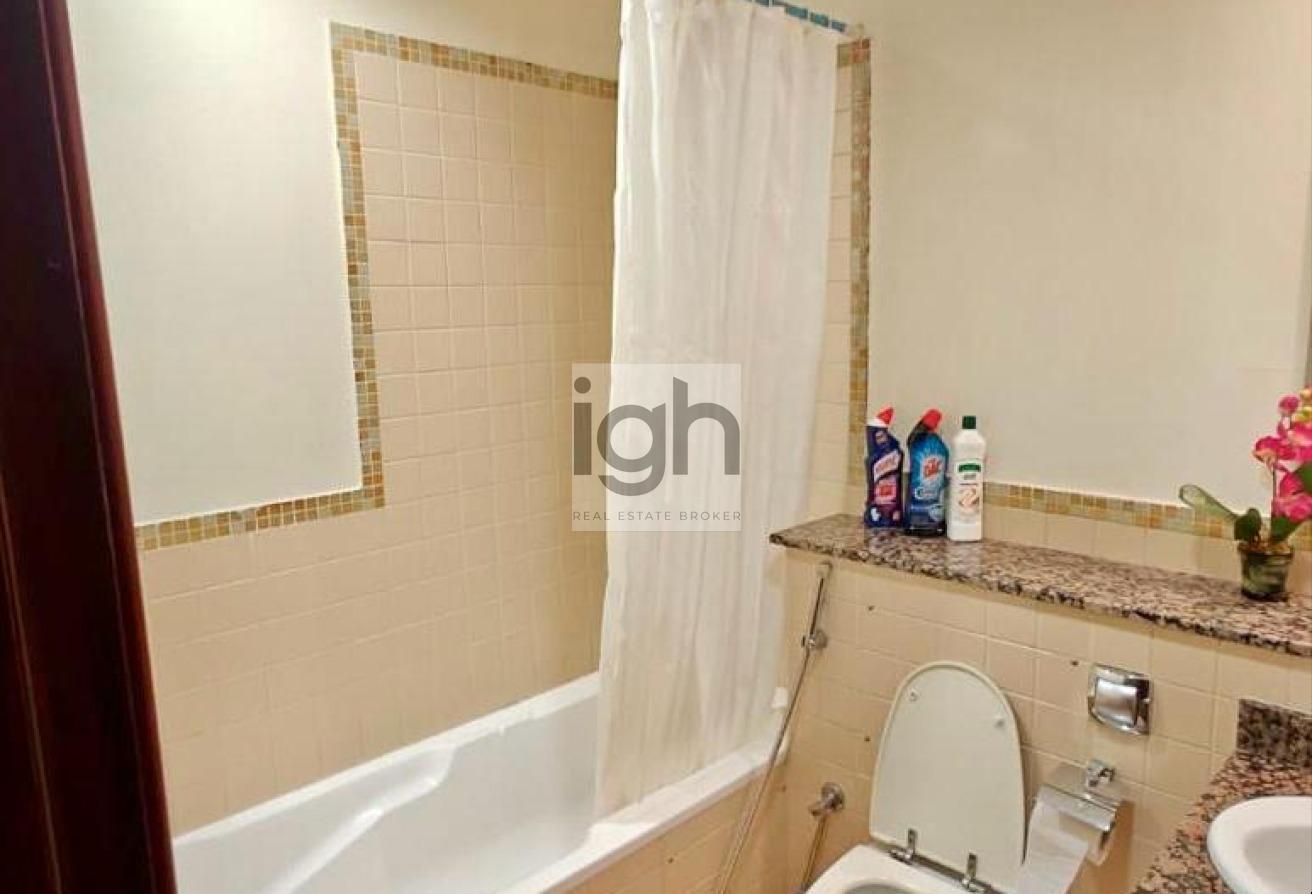 Fully Furnished 2BR | High Floor | Marina View photo 18