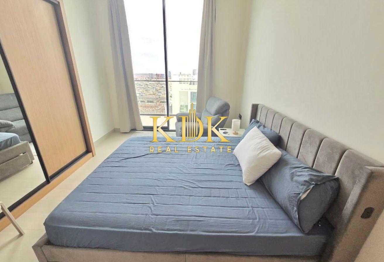 Fully Furnished | Vacant | Stunning Views photo 6