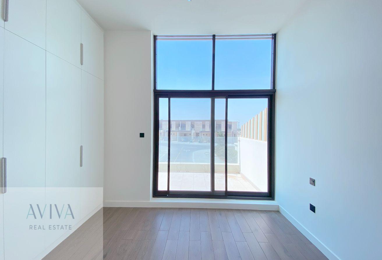READY TO MOVE | PRIME LOCATION | BRANDNEW photo 6