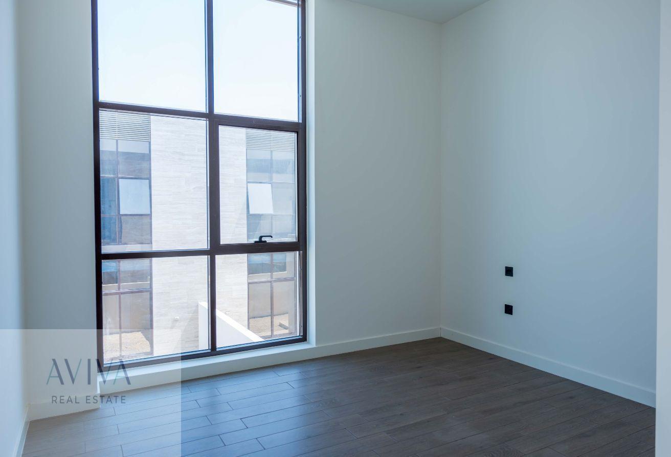 READY TO MOVE | PRIME LOCATION | BRANDNEW photo 27