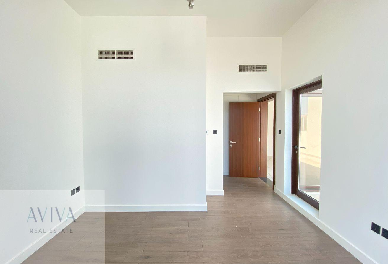 READY TO MOVE | PRIME LOCATION | BRANDNEW photo 11