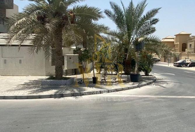 78582000 - Property Image 2