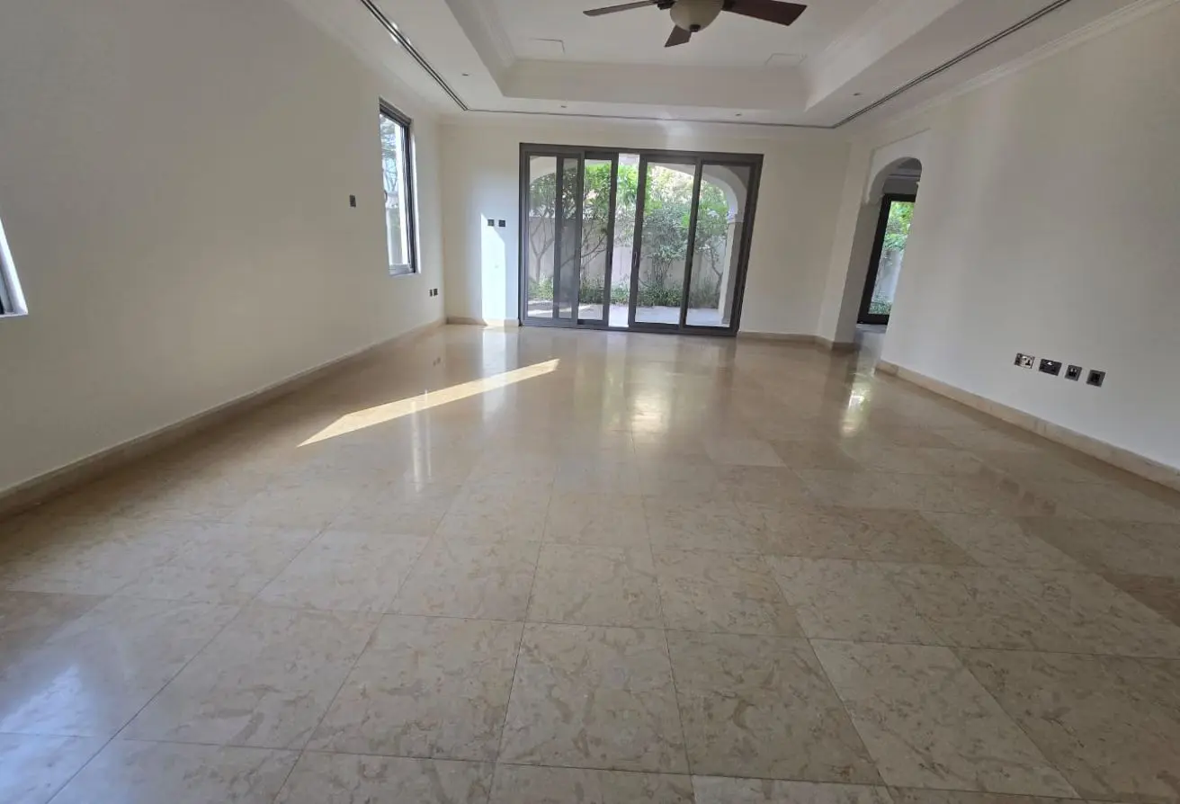 165581128 - Property Main Image