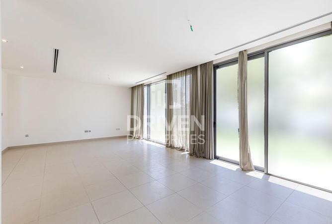 92270973 - Property Main Image