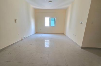 Apartment - 2 - 2 for rent in Fire Station Road - Muwaileh - Sharjah