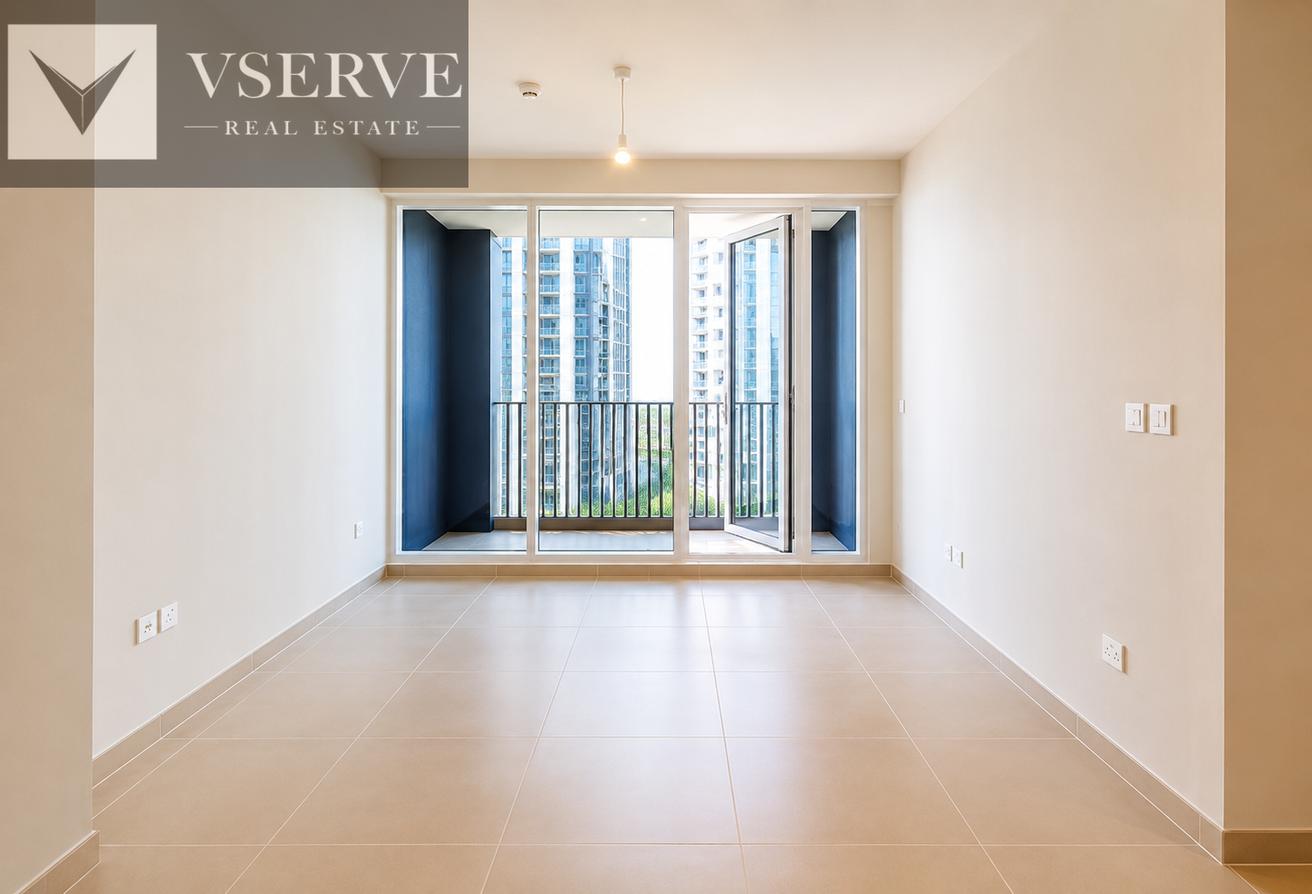 Ready To Movein | Unfurnished | Creek View photo 8