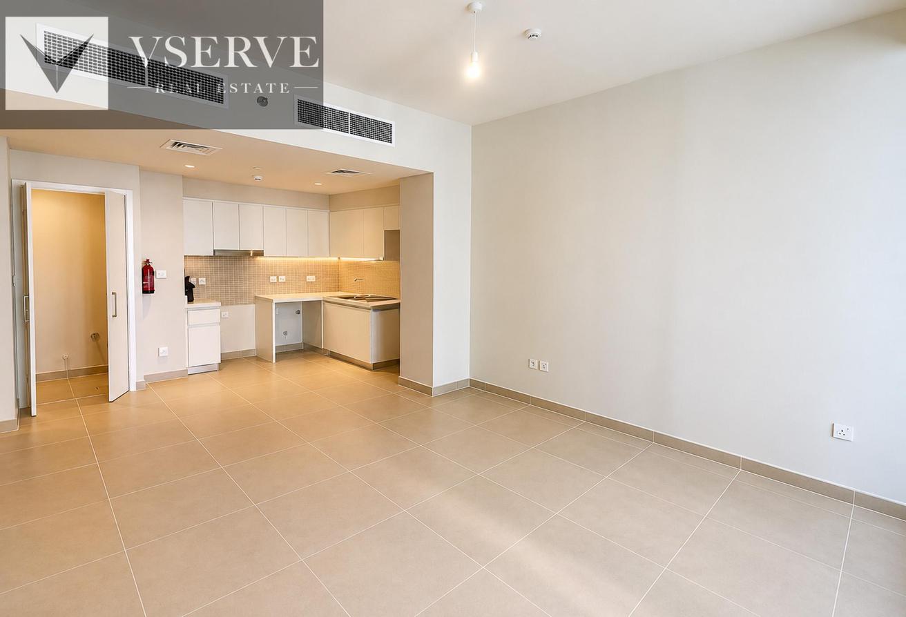 Ready To Movein | Unfurnished | Creek View photo 17