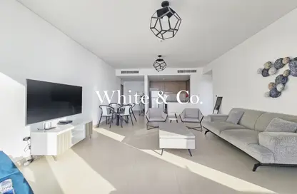 Apartment - 2 Bedrooms - 3 Bathrooms for sale in 5242 Tower 2 - 5242 - Dubai Marina - Dubai