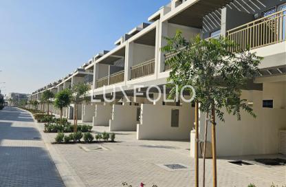 Townhouse - 3 - 3 for rent in Camelia - Damac Hills 2 - Dubai Townhouse - 3 - 3 for rent in Camelia - Damac Hills 2 - Dubai